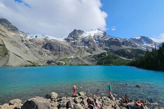Panorama Ridge and Garibaldi Hiking Day Trip