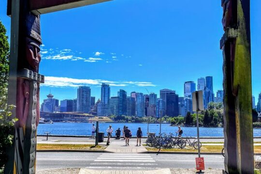 Historic and Culture Small Group Tour from Vancouver