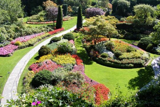 Victoria & Butchart Gardens Tour with Gulf Island Ferry