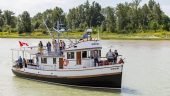 Relaxing Fraser River Estuary and Steveston boat cruise.